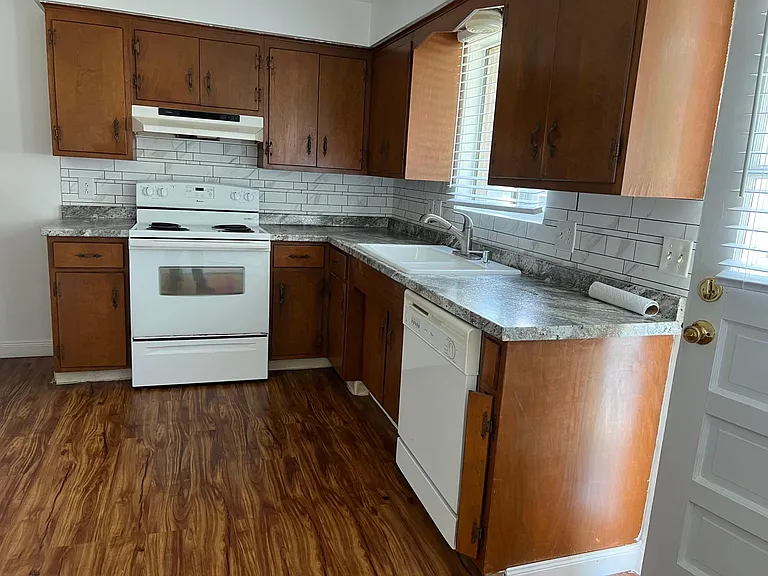 2607 Smith Dr #RIGHT — Photo 9