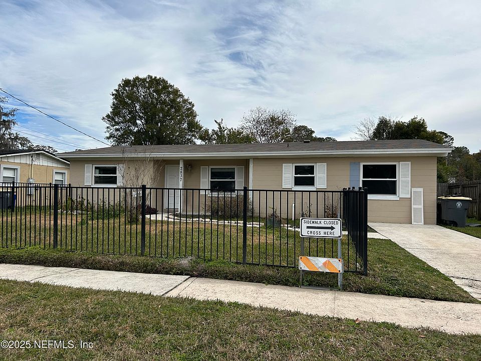 1st image of 2837 MELHOLLIN Drive