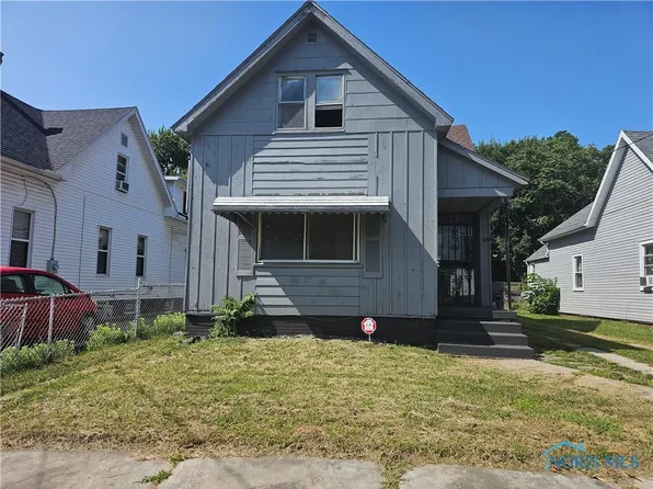 1256 Tecumseh St, Toledo, OH 43607