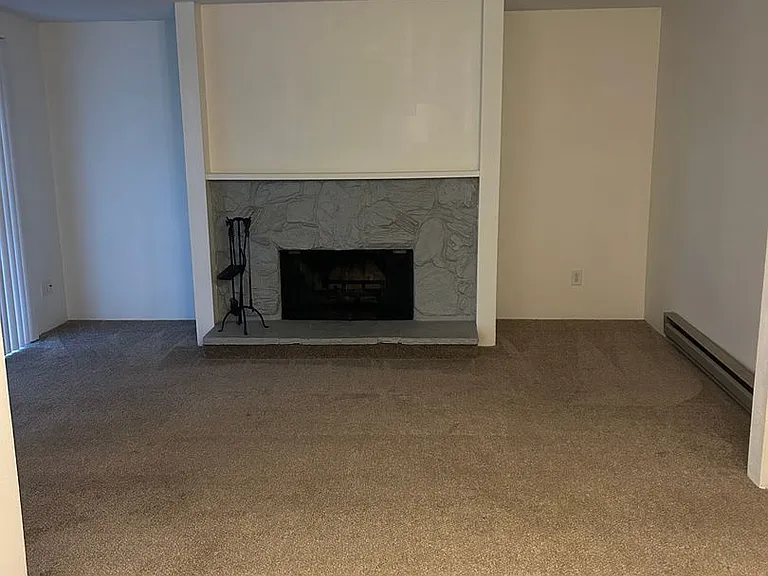 4737 W Lake Sammamish Pkwy SE #A202 — Photo 3