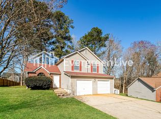 7144 Oakwood Cir, Rex, GA 30273