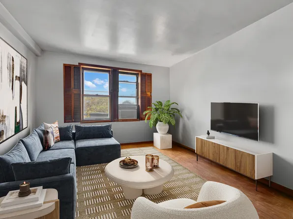 800 Grand Concourse image 7 of 19