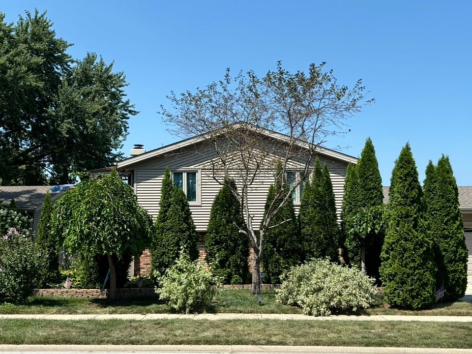 1st image of 856 Quail Dr