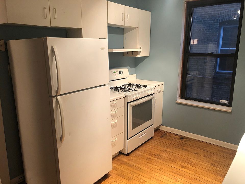 1st image of 819 W Lawrence Ave APT 1