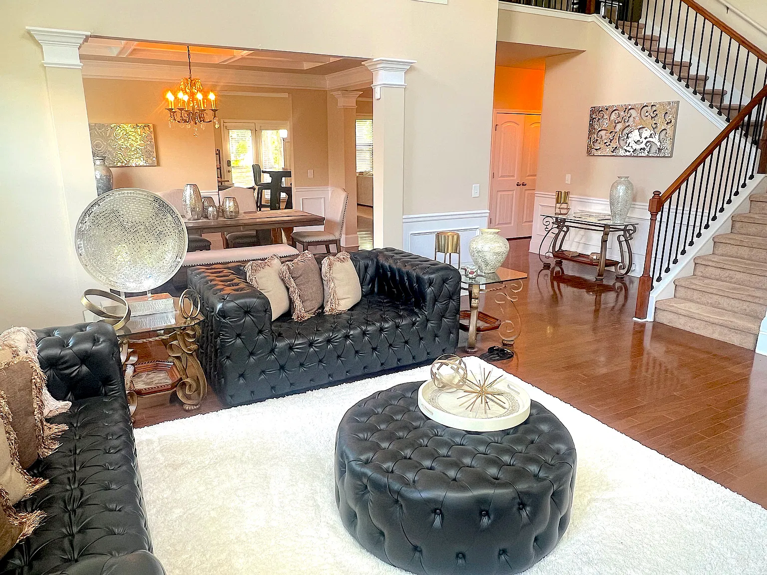 4 bed, 4257 sqft, $4,299 — Photo 3