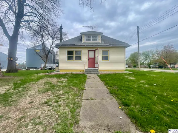 200 S Logan Ave, Oakland, NE 68045