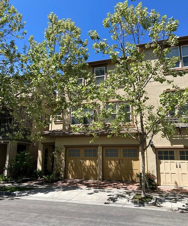 1st image of 2462 Azevedo Ct