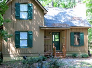 1021 Pioneer Trl, White Plains, GA 30678