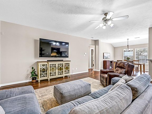 4th image of 6754 River Ridge Ln