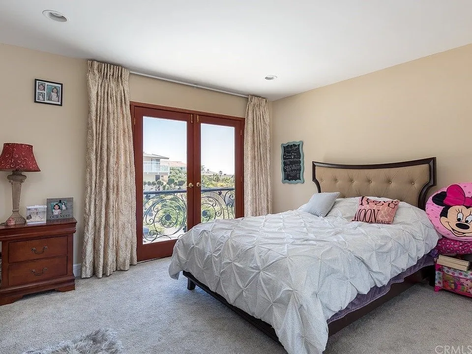 7137 Avenida Altisima Comfortable Room Rancho Pass #COMFORTABLE ROOM