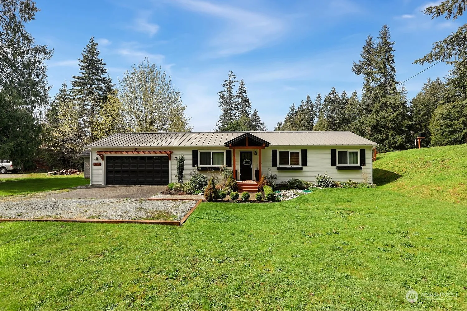 1054 Tyler James Lane photo 1