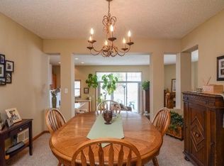 5000 Fountain Ln N, Plymouth, MN 55446