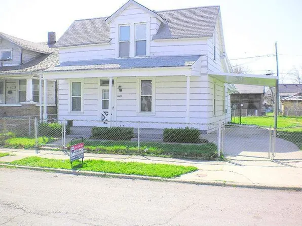 2017 S Elm St, Muncie, IN 47302