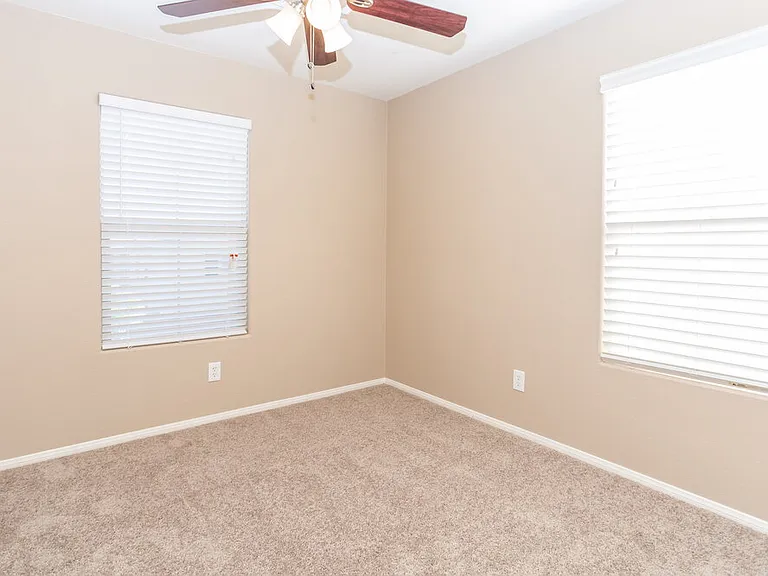 10731 Iona Island Ave — Photo 15