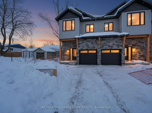 28 Rose Ave, Orillia, ON L3V 2N7