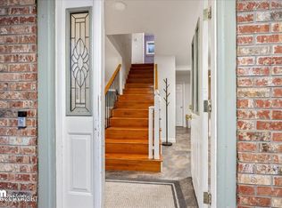 3531 Amber Bay Loop, Anchorage, AK 99515