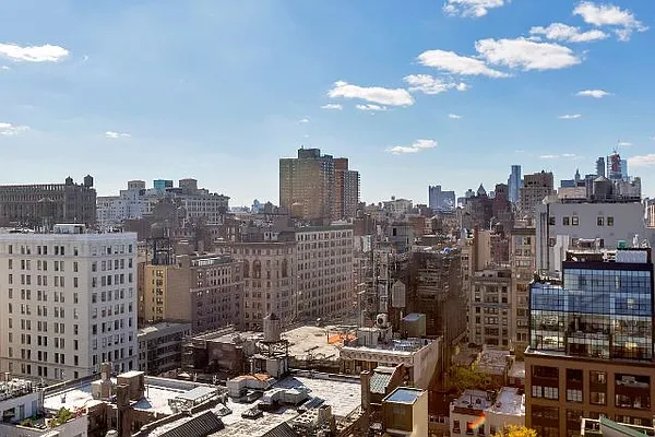 Sold by Cooper & Cooper Real Estate | media 7