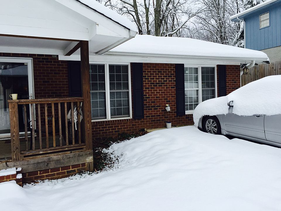 2nd image of 5708 Jana Ln