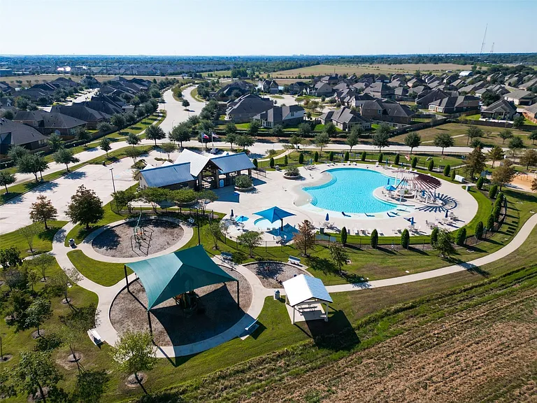 5407 Baronet Dr — Photo 38