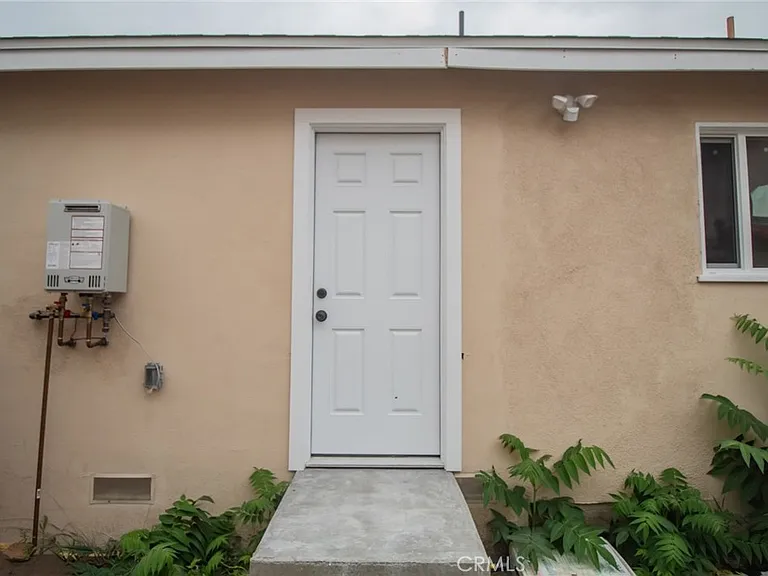 2216 N Continental Ave #B — Photo 7