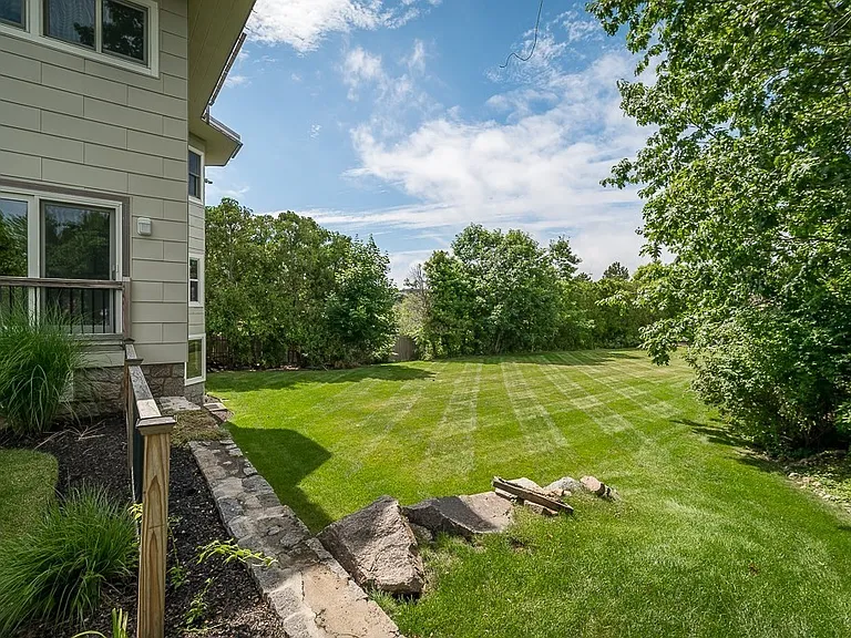 82 Bass Ave — Photo 3