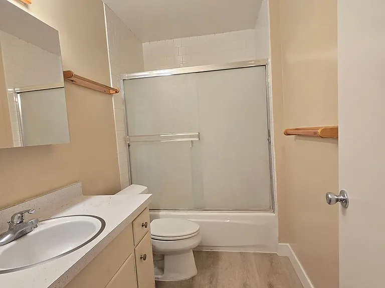 809 Malone Rd — Photo 6