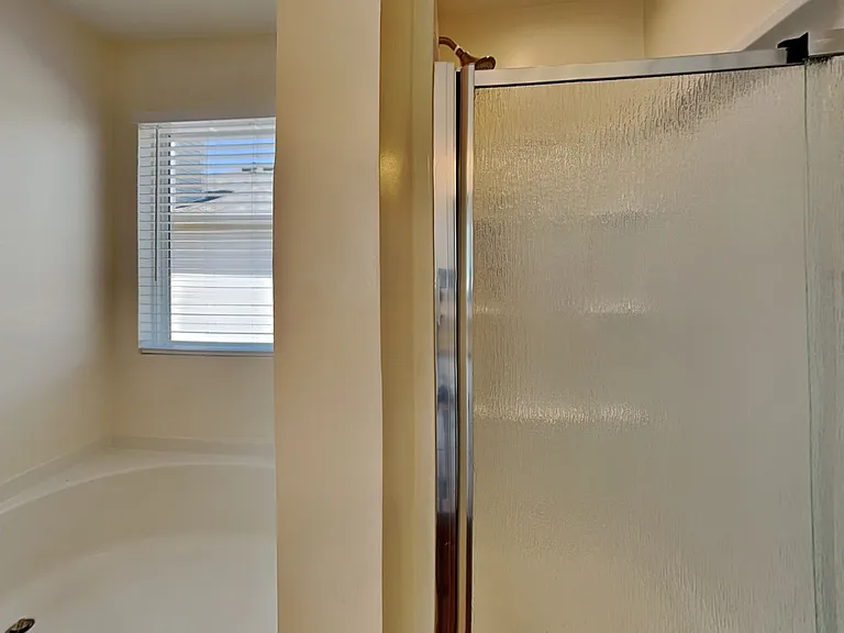 5209 Sunsail Dr — Photo 12