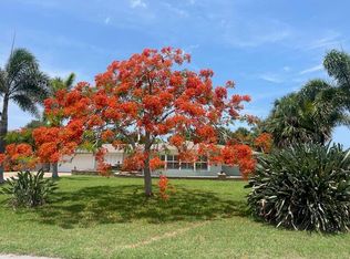 414 Poinsettia Rd, Melbourne Beach, FL 32951