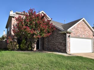 7817 Calgary Ln, Arlington, TX 76001