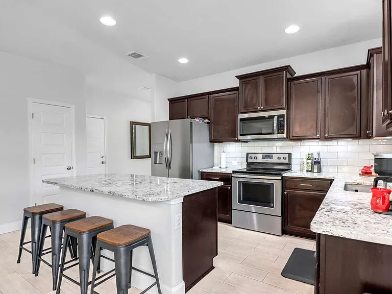 11126 Pomona Park Dr — Photo 8