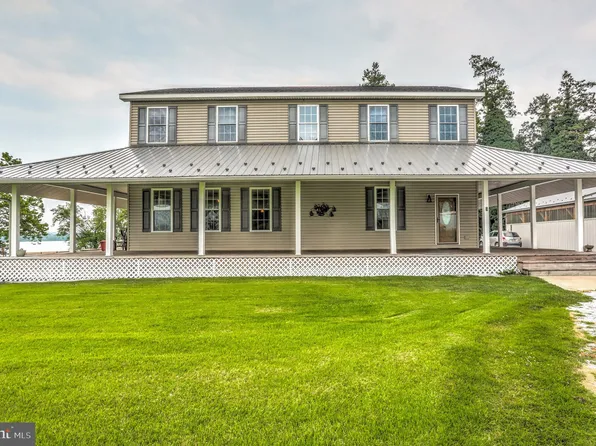 110 E Frazer St, Etters, PA 17319