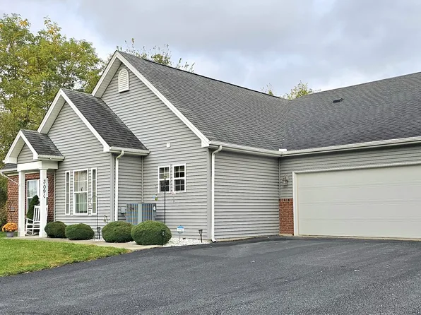 309C Kittery Ridge Dr, New Castle, PA 16101