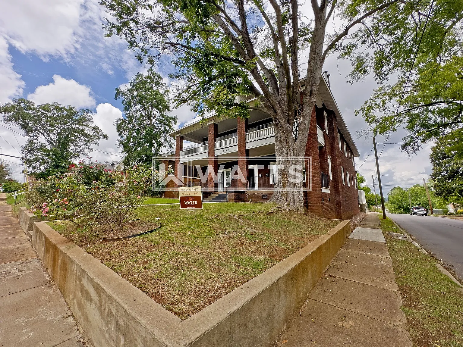 1844 30th Street Ensley Quadplex — Photo 2