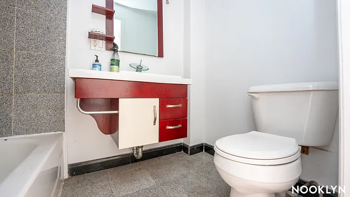 Rented by Nooklyn NYC LLC | media 42