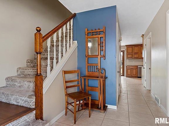 2nd image of 2900 Mill Point Ct
