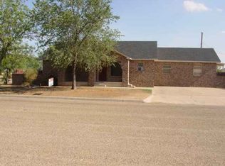 1120 Leo Dr, Portales, NM 88130