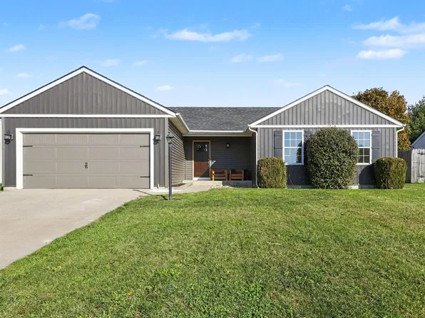 9911 Blake Blvd, Galesburg, MI 49053