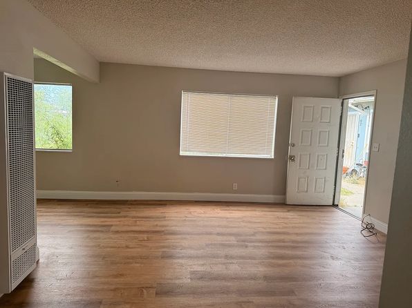 44 Byron Ave