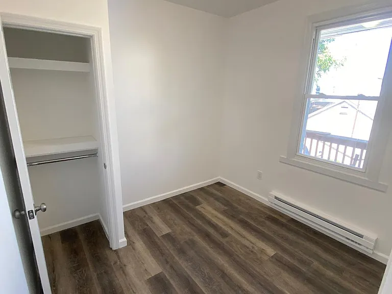 987 E 19th St #2 — Photo 3
