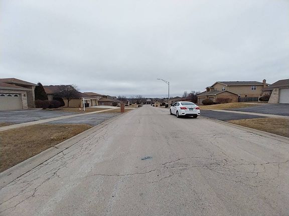 5th image of 19030 Marylake Ln