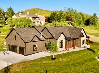 85 Powder Horn Rd, Sheridan, WY 82801