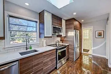 510 Queens Rd — Photo 24