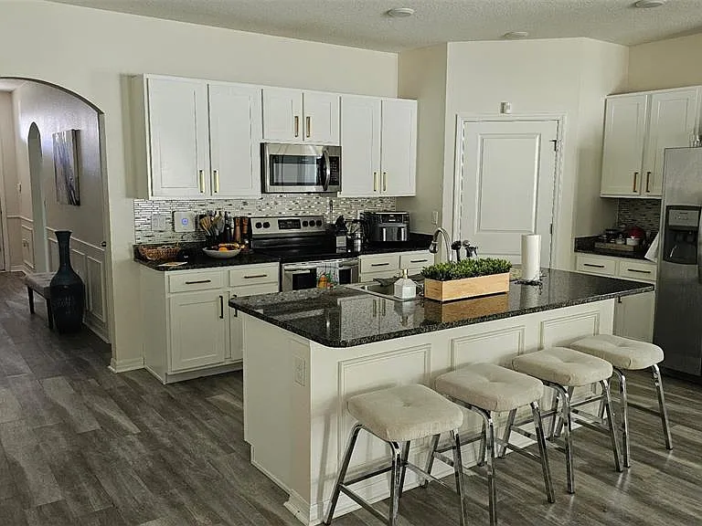 8380 SW 58th Pl — Photo 10