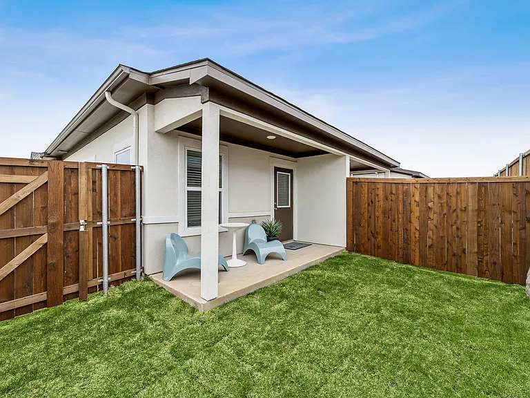 Mansions of Denton | A2 Private Backyard