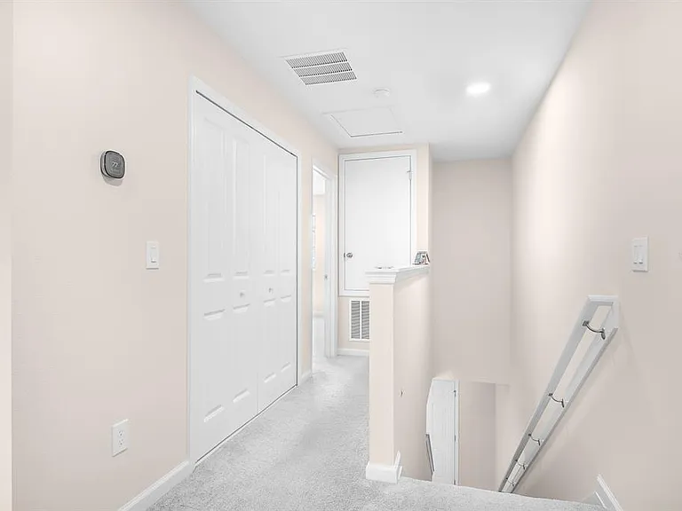 5070 Rain Shadow Dr — Photo 14