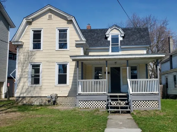 40 Clinton Ave, Cortland, NY 13045