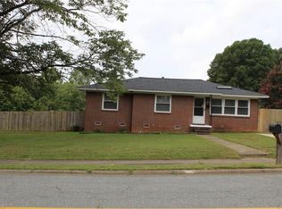 2020 Vanstory St, Greensboro, NC 27403