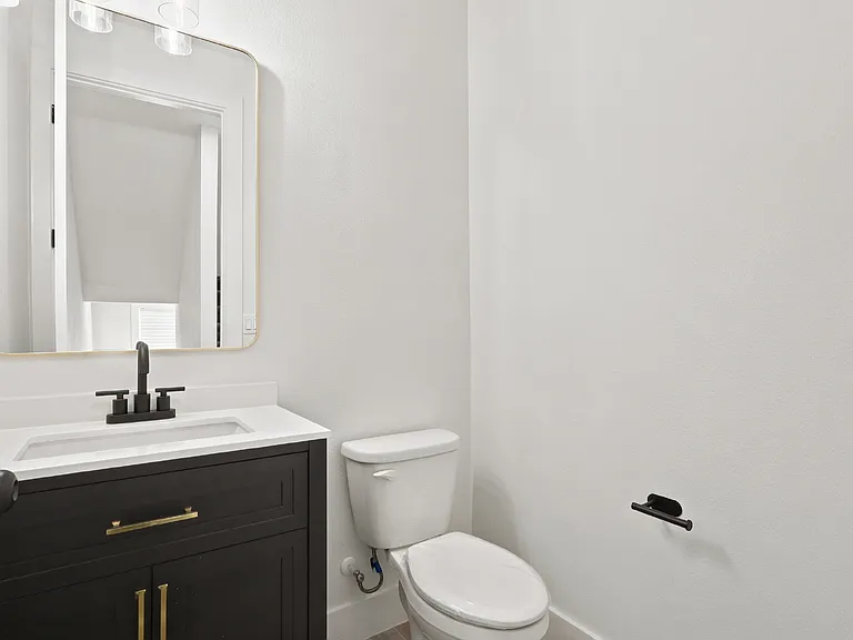 2138 W Nassau St #2 — Photo 7
