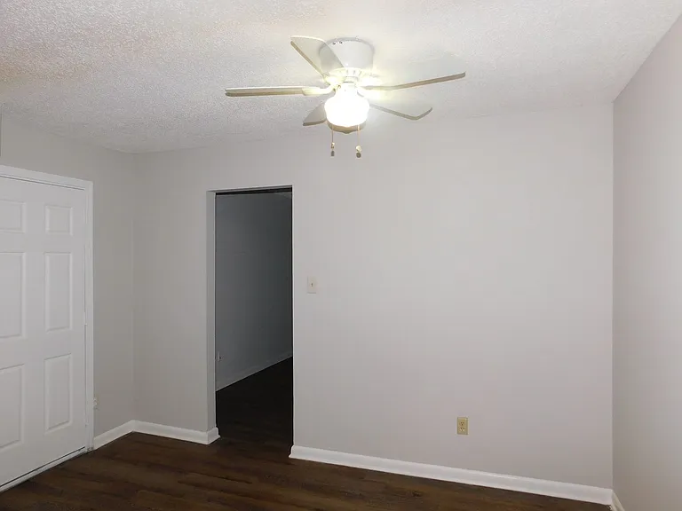 5293 Cedar Bluff Dr — Photo 5