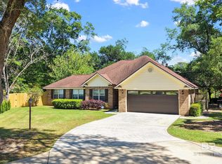 632 E Pedigo Ave, Foley, AL 36535